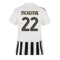 Camisa de Futebol Juventus Weston McKennie #22 Equipamento Principal Mulheres 2026-27 Manga Curta